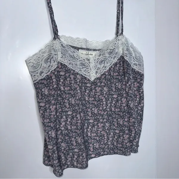 Abercrombie & Fitch floral lace camisole tank top size small - Image 2