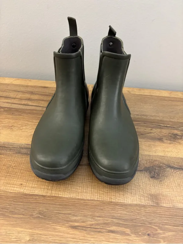 Bogs Amanda Chelsea Ankle Boots Waterproof Green - Image 4