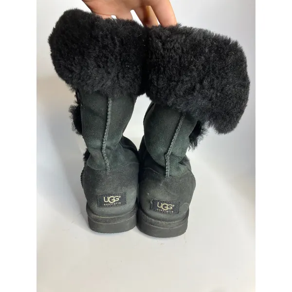 UGG Bailey Button Triplet Boots Womens 8 Black Good‎ Suede Shearling Mid Calf - Image 4