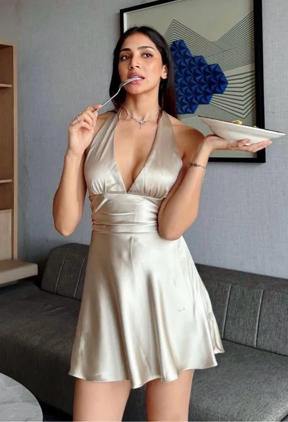 Zara dress mini satin halter champagne bodycon party wedding evening date - Image 2