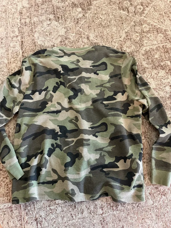 Waffle knit camo Henley - Image 4