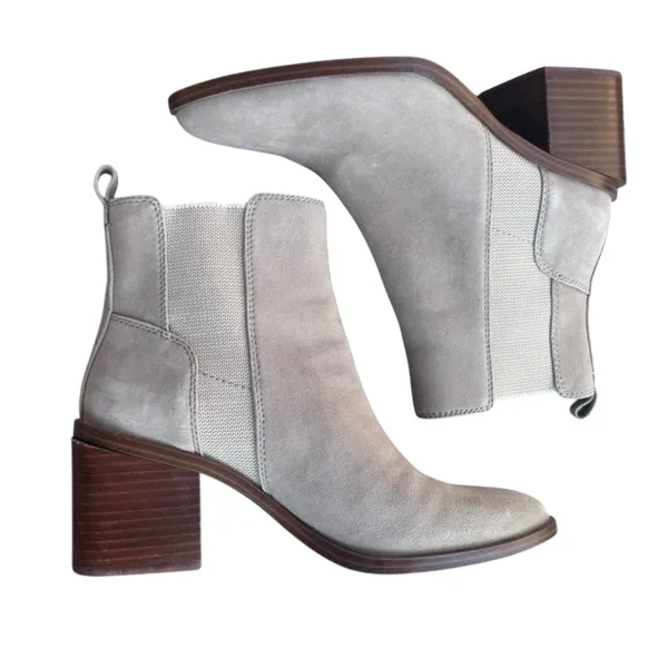 Vince Camuto Kreshna Suede Chelsea Ankle Boots Size 8 Block Heel - Image 5