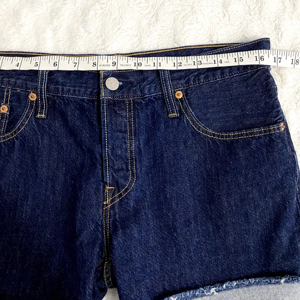 Levi's Blue Dark Wash Denim 501 Cuffed Button Fly Summer Beach Shorts 28 - Image 6