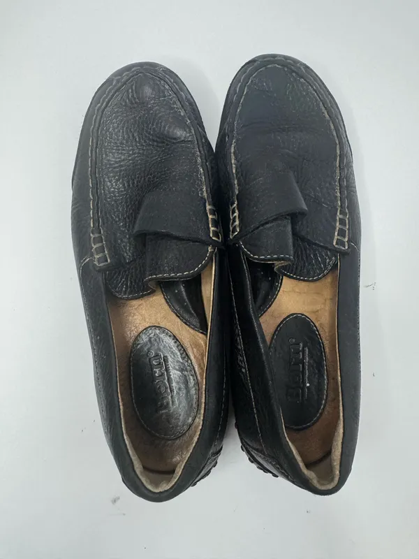 Born Classic Black Leather Loafers Size 9 - Image 3
