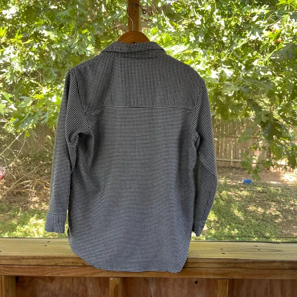 Abercrombie & Fitch Women's Oversized Black & White Houndstooth Shacket Size S - Image 2