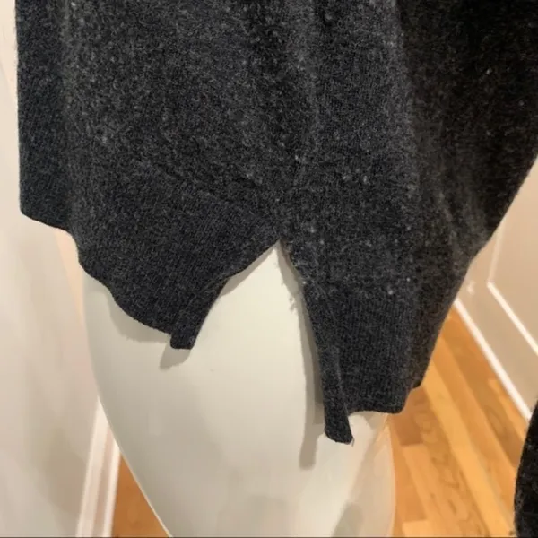 Massimo Dutti Wool and Silk V Neck Long Sleeve Sweater - Image 6