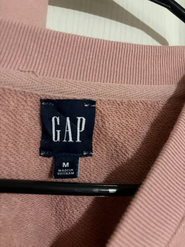 Gap Women’s outfit - Image 4