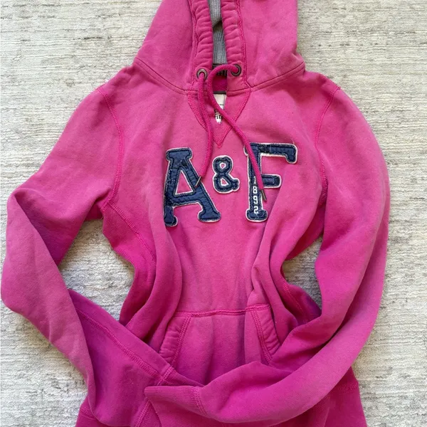 Abercrombie & Fitch Vintage Pink Hoodie (Size Medium) - Image 4