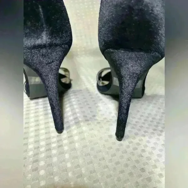 Venus high heels, Size 8 new without a box - Image 9
