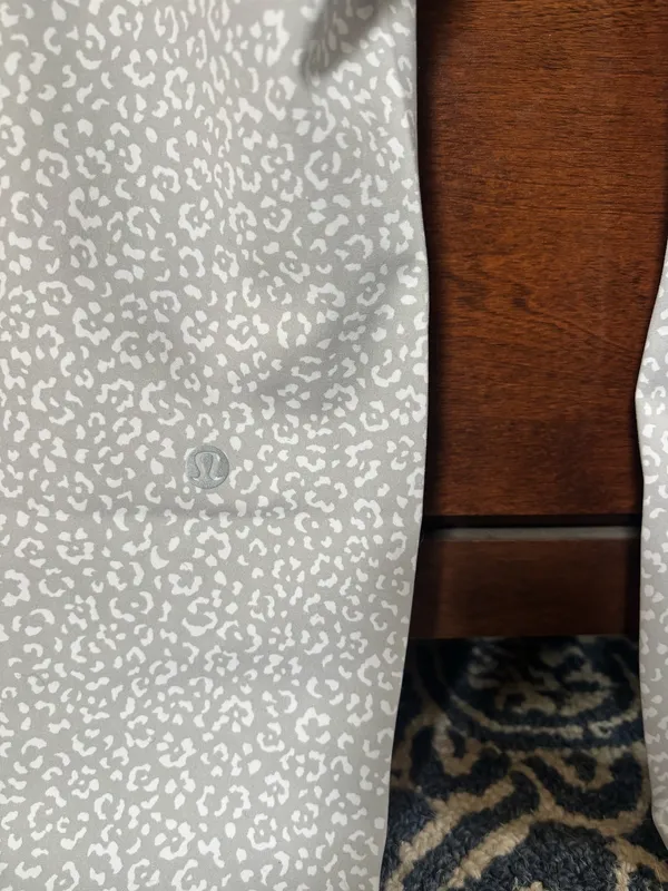 Lululemon Leggings - Image 3