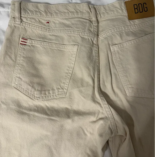 BDG Cream Colored Jeans  - Image 6