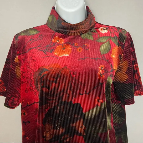 Vintage Floral Top Velvety Ribbed Short Sleeves Deep Red Mock Neck‎ Women Medium - Image 4