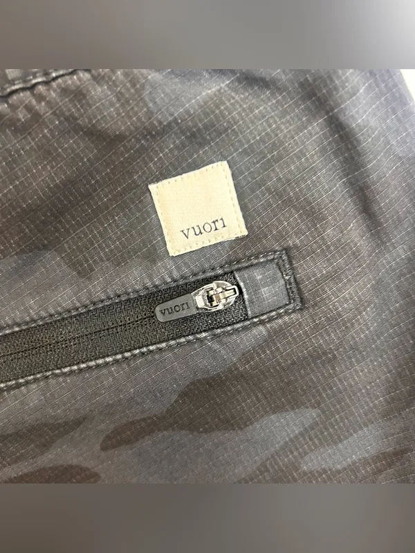 Vuori Ripstop Black/Grey Camo Climber Zipper Drawstring Pants Size Medium - Image 11