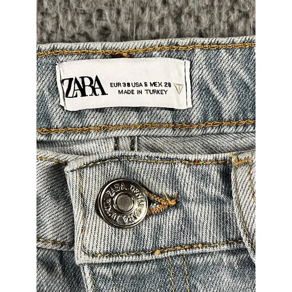 Zara‎ Jeans Women 6 High Rise Straight Leg Distressed Light Wash Denim Pants - Image 3