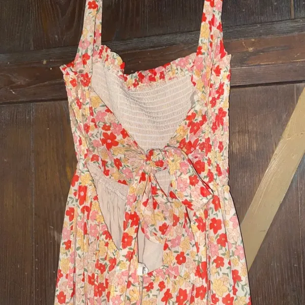 Boutique cross strap dress tie back floral maxi dress length - Image 7
