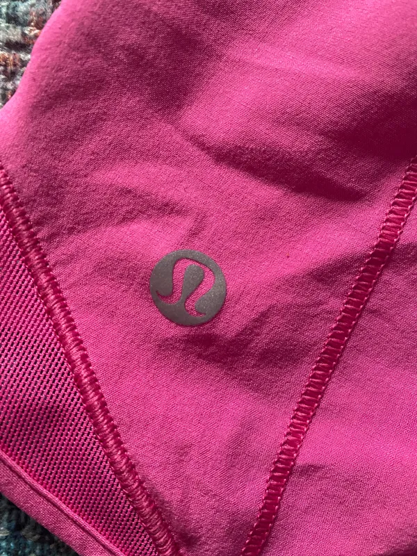 Lululemon Hotty Hot Shorts 4” Sonic Pink - Image 3