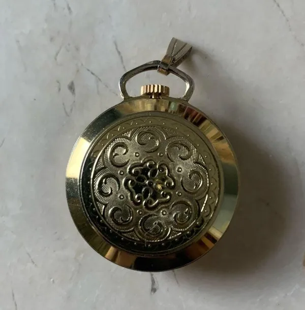 Harvester Gold Vintage Clock Pocket Watch Pendant Necklace - Image 3