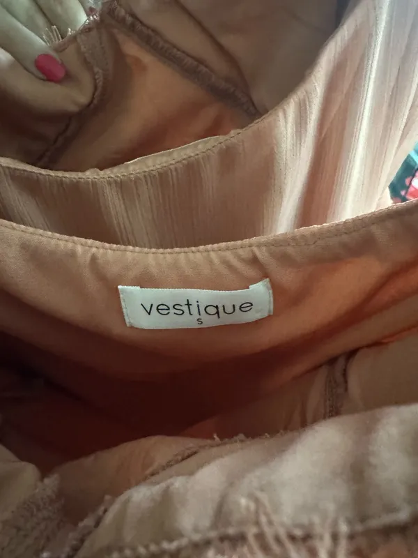 Vestique Tank Top - Image 3
