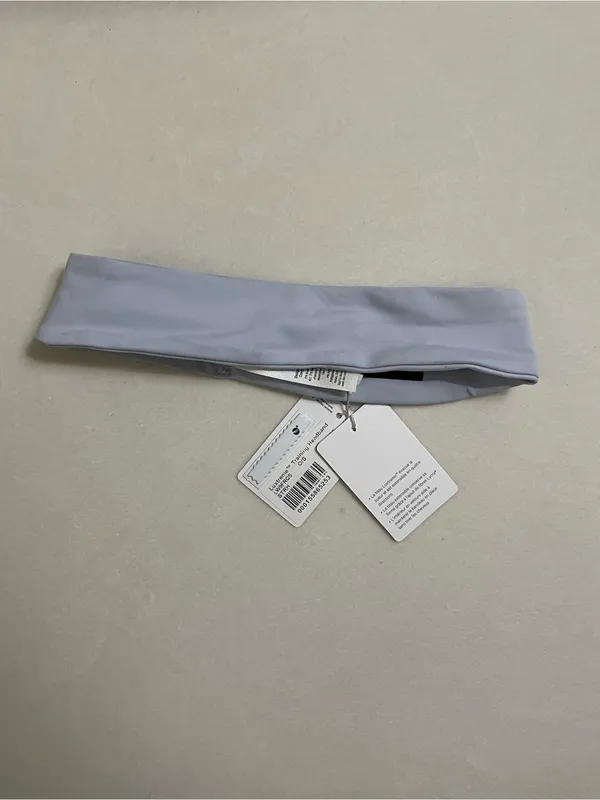 Lululemon NWT Luxtreme training headband light blue - Image 3