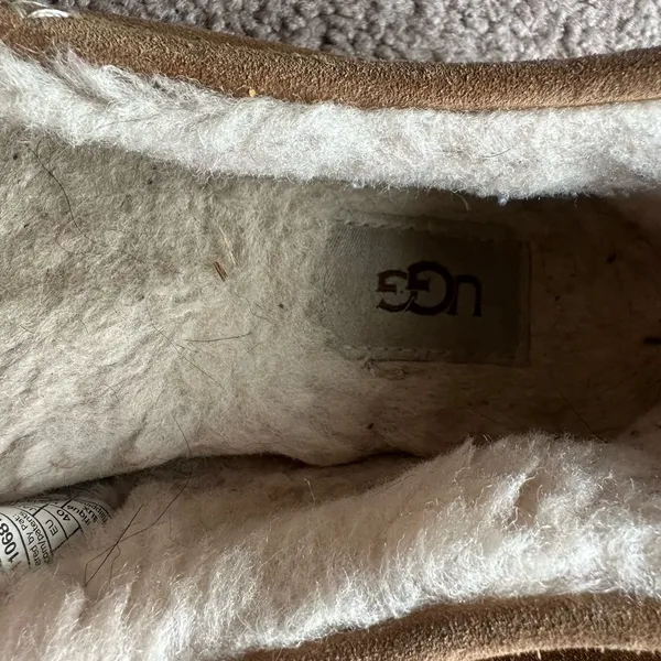 UGG Slippers/moccasins Woman’s 9 - Image 2