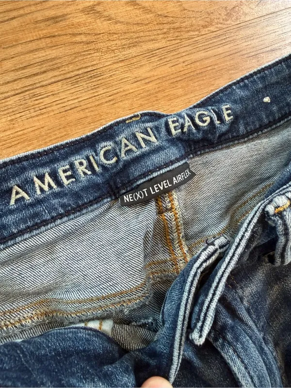 American Eagle Outfitters Distressed Dark Blue Jeans 30x32 - Image 3