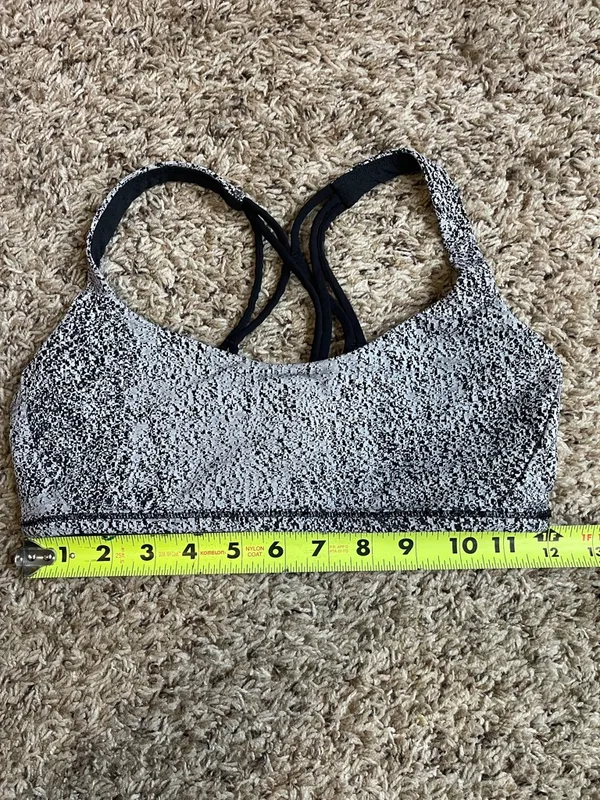 Lululemon Free To Be Zen Bra Power Luxtreme Spray Jacquard White Black Size 6 - Image 9