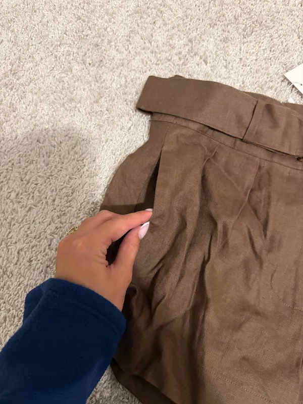 brown shorts with belt - Image 5