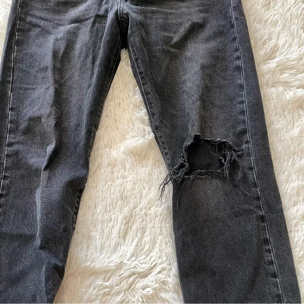 Levi’s raw hem distressed Wedgie jeans - Image 5