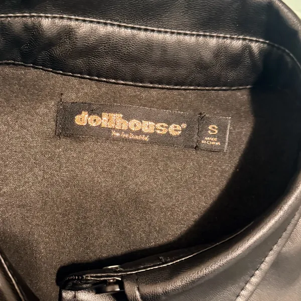 Dollhouse Black Sleek Faux Leather Shacket Womens Size S - NWO - Image 6