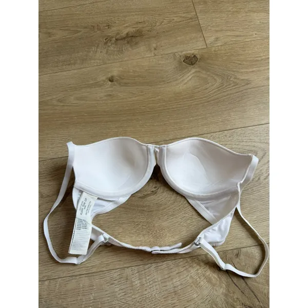 EUC Abercrombie Gilly Hicks White PUSH 'EM UP T-Shirt Contour Demi UW Bra sz 32B - Image 7