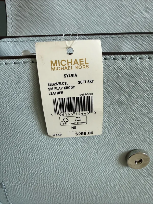 Michael Kors Sylvia Soft Sky Small Flap Leather Crossbody - Image 9