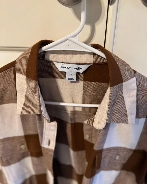 Old Navy Flannel Shirt - Image 3