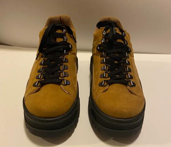 Urban Outfitters tyre chunky trainers boots shoes Size EU 38 Or 7 US - Image 3