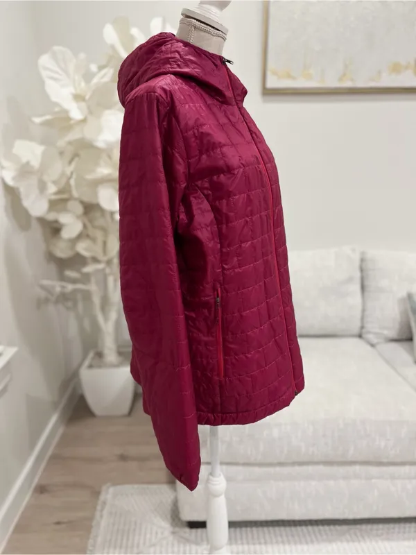 Patagonia Women's Micro Primaloft Hooded Quilted Puffer Jacket Berry Red XL - Image 3