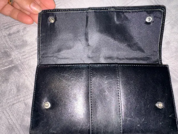Wilson's Leather Black Leather fold Wallet - Image 7