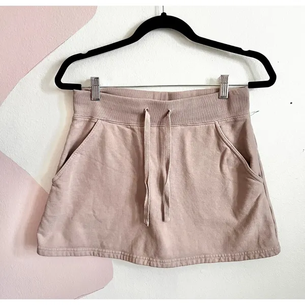 Brandy Melville Skirt &‎ Shorts Lot Set Bundle Small - Image 8