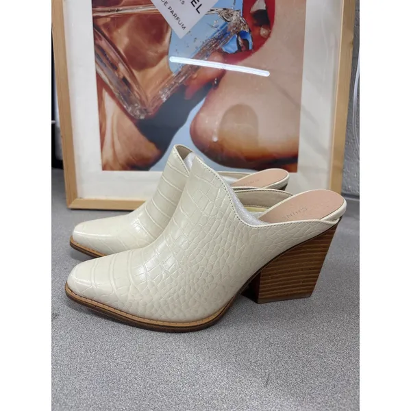 NIB Chinese Laundry Sz 7.5 Crinkle Cream Croc Faux Leather Slip On Heeled Mules - Image 2