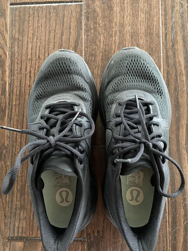 Lululemon shoes - Image 4