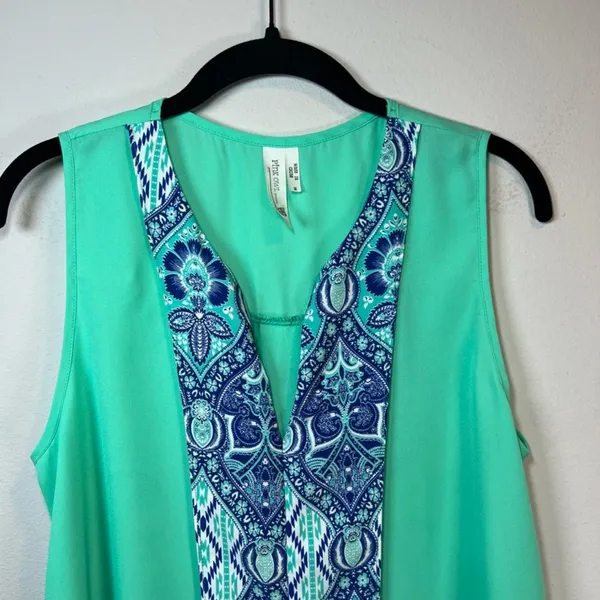 Pink Owl Sleeveless Blouse Shirt Aqua Blue Split Neck Lightweight Women's Medium - Image 5