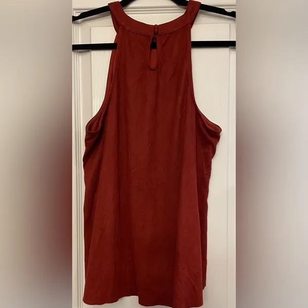 Altar’d State Rust Halter Top, suede feel, detailed overlay Size Large - Image 4