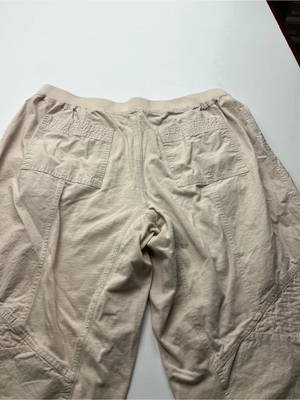 Daily Practice Beige‎ Cream Cropped Pants Womens Size Medium Petite Wide Leg - Image 12