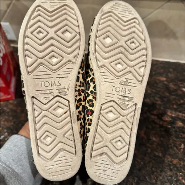 Tom’s Classic Alpargata Leopard - Image 6