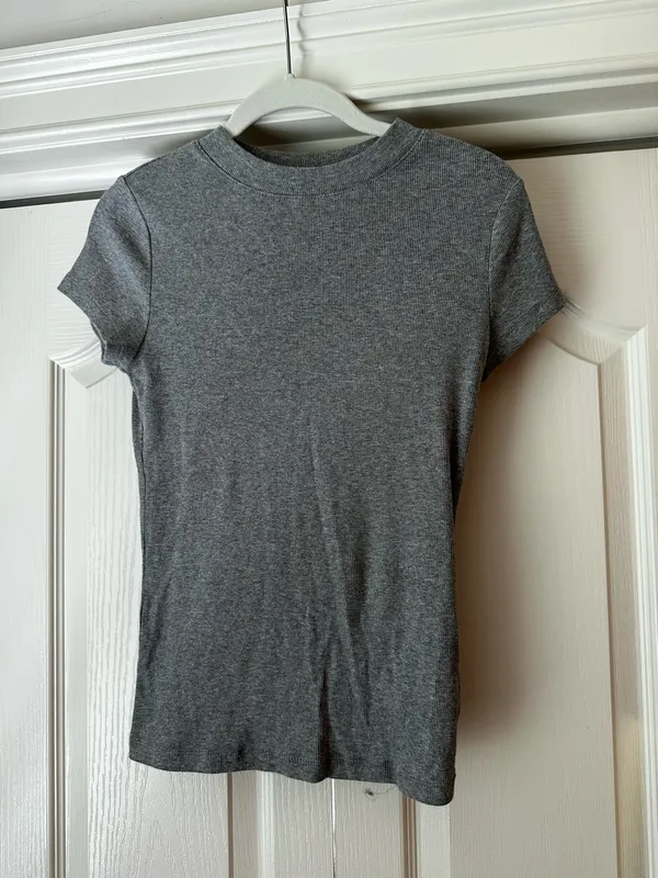 Target Heather gray mock neck t shirt - Image 3