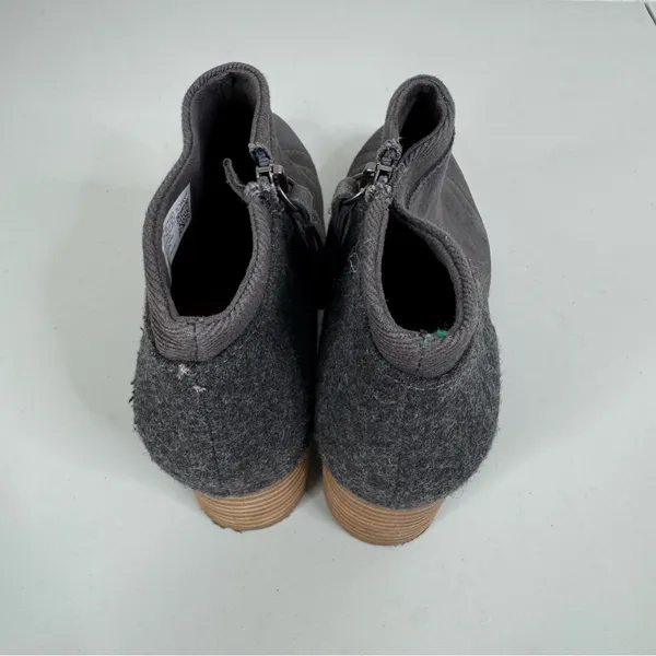 Toms Gray Suede‎ Ankle Boots Size 8 - Image 5