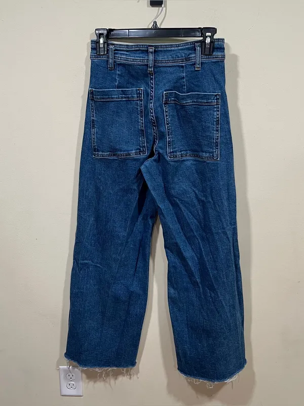 Zara marine wide jeans feature light indigo wash and a raw, cropped hem SZ6 EUC - Image 6