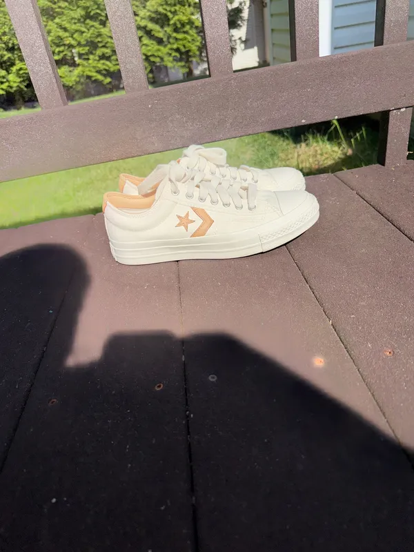 Converse Star Player 76 Low 'Egret Sandy Shore Shoes - Image 2
