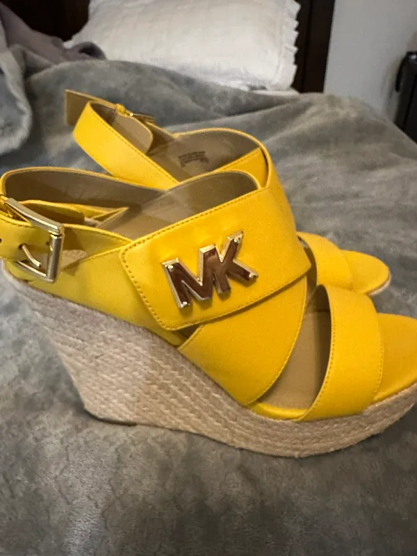 Heels  - Image 3