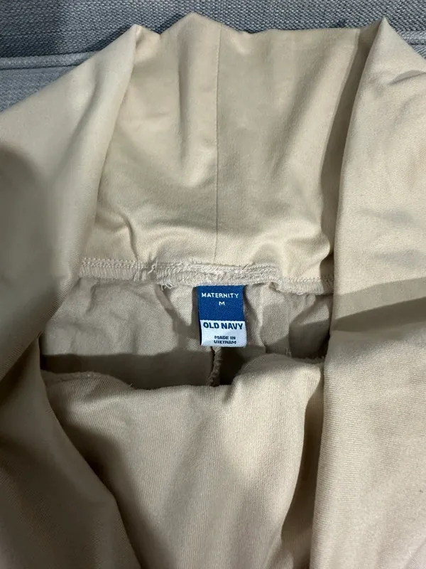 Old Navy Maternity Skort - Image 2