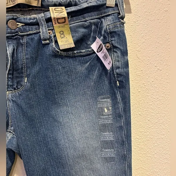 Old‎ Navy Low Rise Flare Jeans - Size 8R - NWT - Image 3