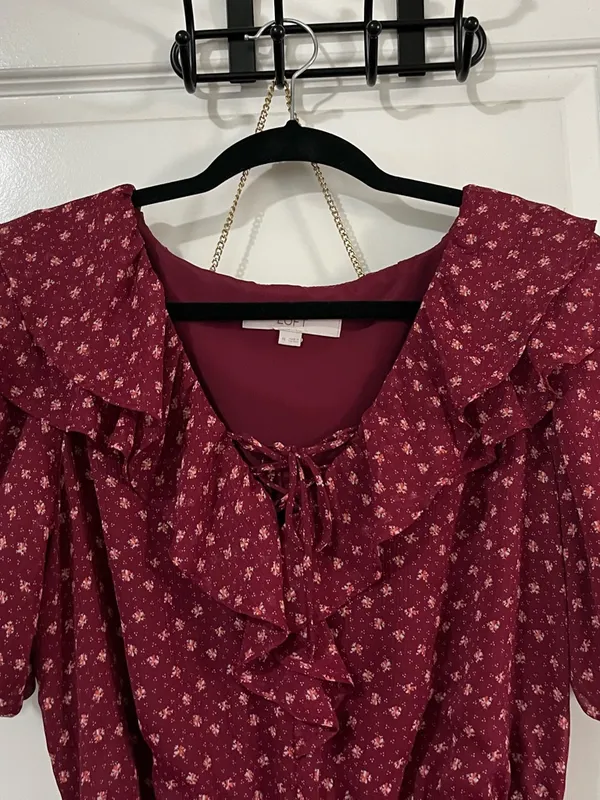 LOFT Flowy Chiffon Midi Dress Maroon Floral Ruffle cap Sleeve Sz M Fem Romantic - Image 10